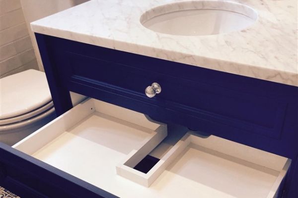 blue-shaker-vanityBE2152D3-A171-48E3-01BF-31B221C50E81.jpg