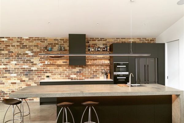 mcfalane-kitchen-46DBBEBDA-8B2B-4772-3FE0-3EE17FEAEE44.jpg