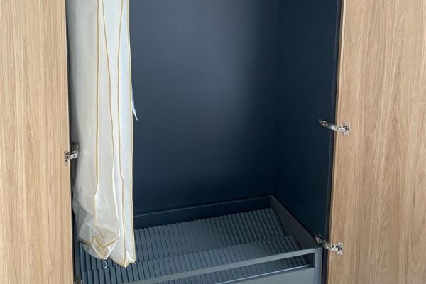 cairns-robe-with-shoe-inserts2690CC76-C2F7-40CC-6DB1-3978533F15F4.jpg